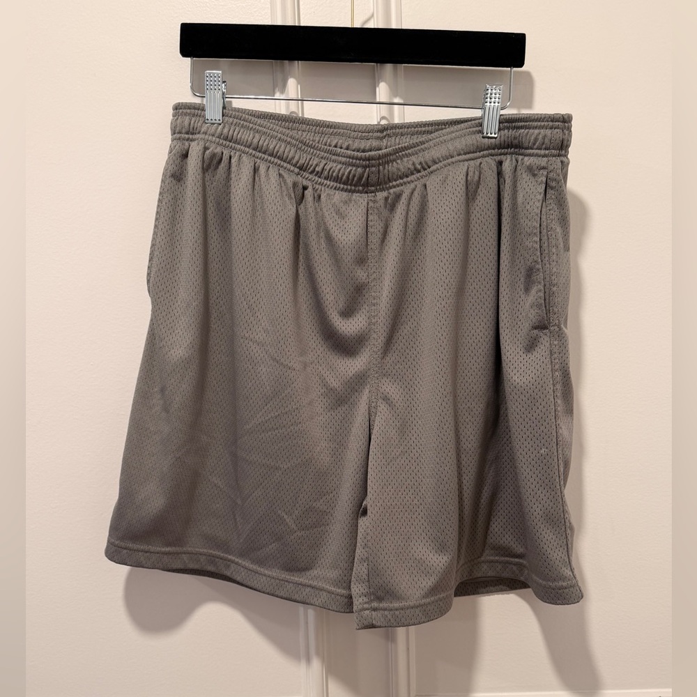 Shaka Wear Streetwear Essentials Gray Mesh Athletic Shorts‎ XL Men's Basketball